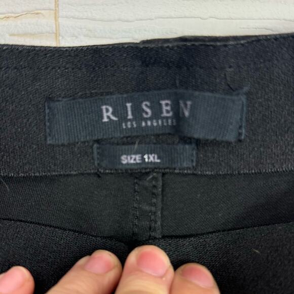 RISEN Elastic Banded Frayed Skinny Black Jeans 1X - Picture 6 of 10